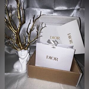 New white and gold shopping bag bundle